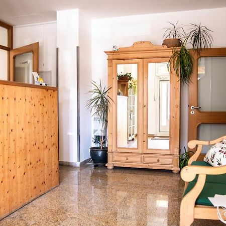 Wuermtalhof Pension & Wirtshaus Мюнхен Экстерьер фото